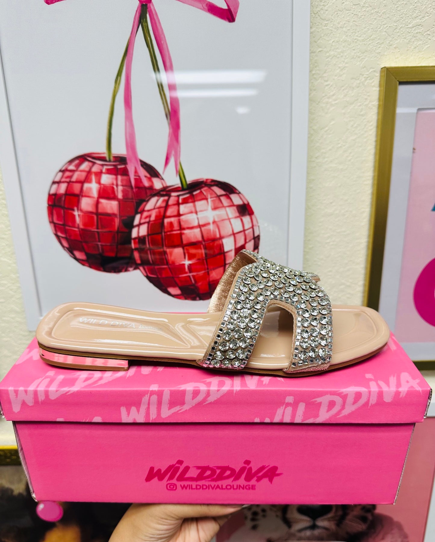 Rhinestone Detailed Sandal